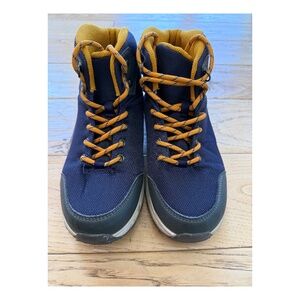 All in Motion navy/gold Winter Sneaker Boots — water repellent Kids 4